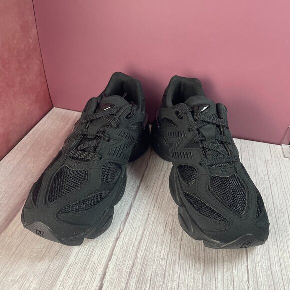 NEW BALANCE 9060 (3) - Picture 1 of 12